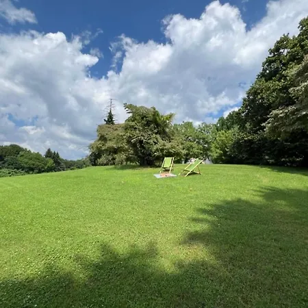 Lejlighed Quiet Monate In Private 3-hectare Park Travedona